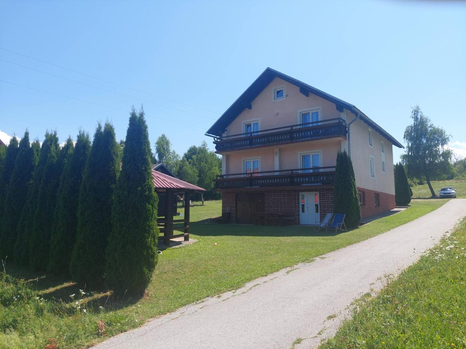 Villa Jelena Korenica Exterior foto