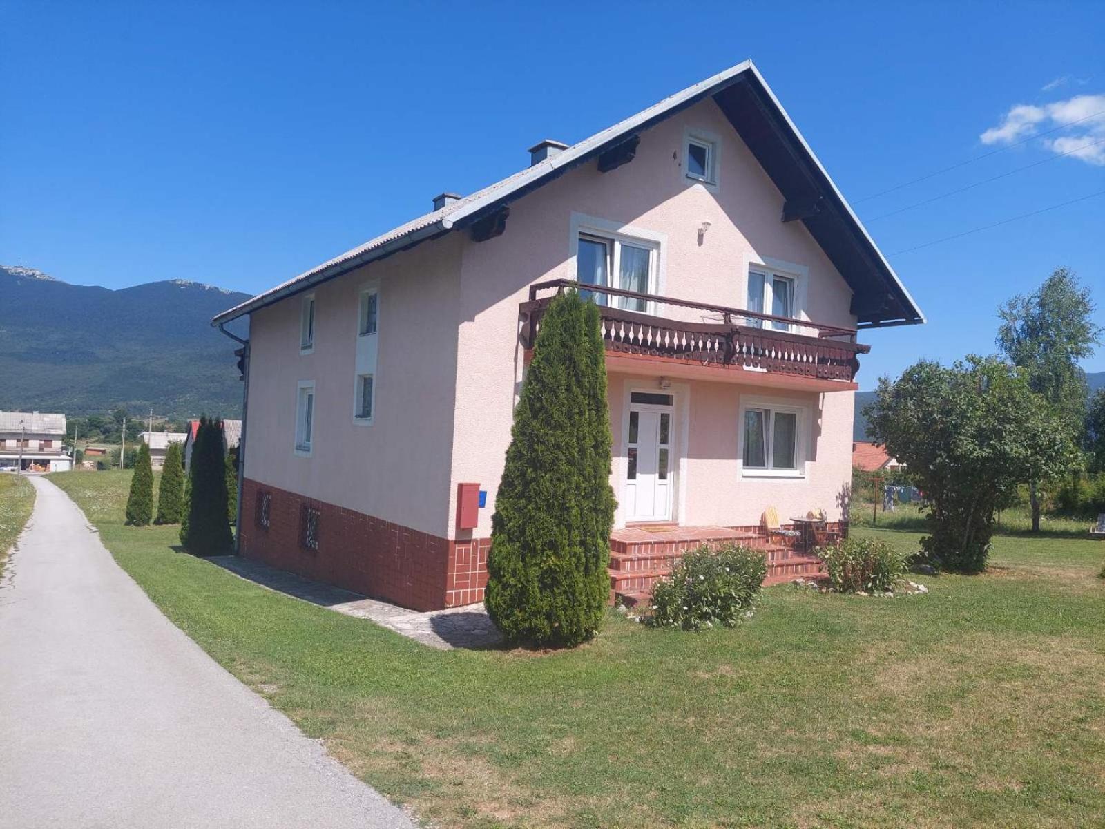 Villa Jelena Korenica Exterior foto