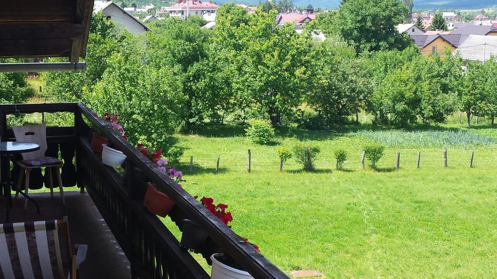 Villa Jelena Korenica Exterior foto